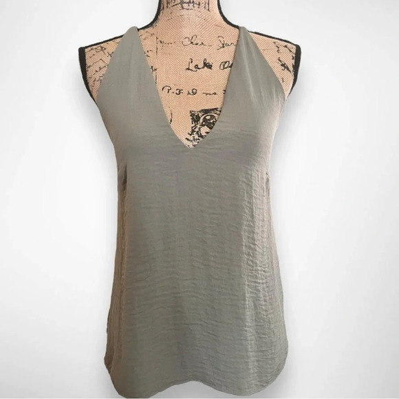 SHILLA THE LABEL‎ Women's Sage Green Camisole Size Small | NWT - Picture 1 of 6
